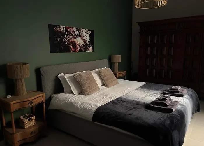 'aja' On Etna Street Apartamento Mellieħa